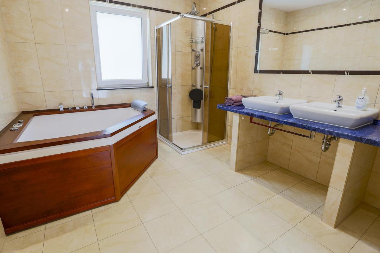 Louisapark Villa Lagow  Ngoại thất bức ảnh